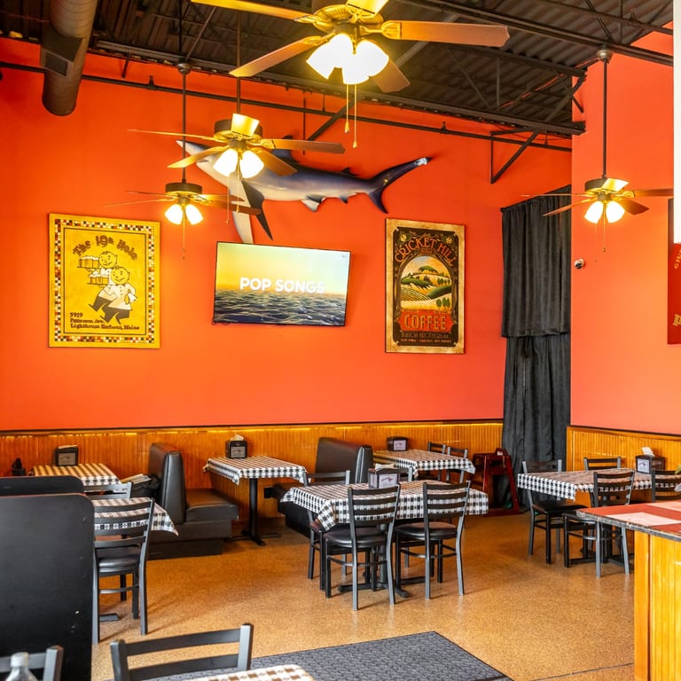 Dine in And Enjoy the Flavor